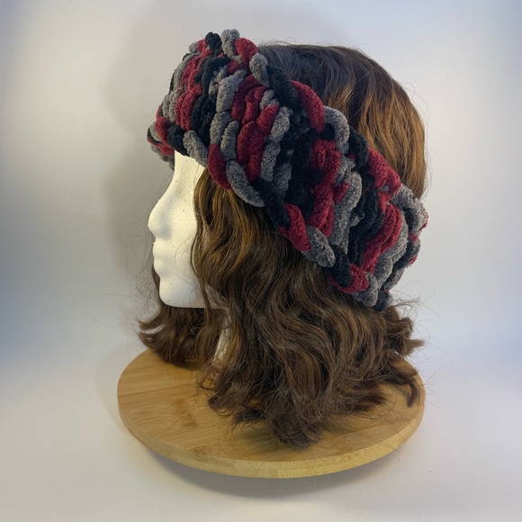 Handmade Women’s/Junior’s Winter Headband/Ear Wrap - Cranberry, Gray & Black - Picture 5 of 9